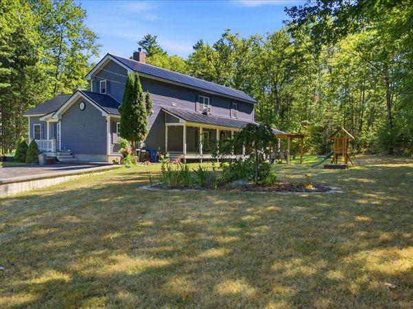 19 Trufant Lane , Topsham, ME 04086
