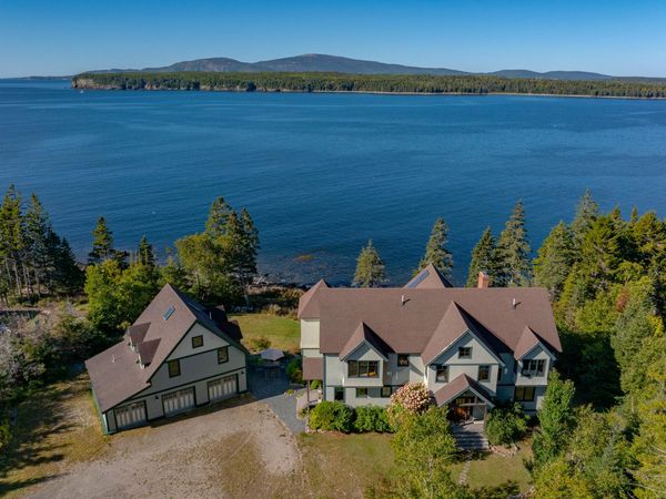 72 Jordan Harbor Road, Winter Harbor, ME 04693