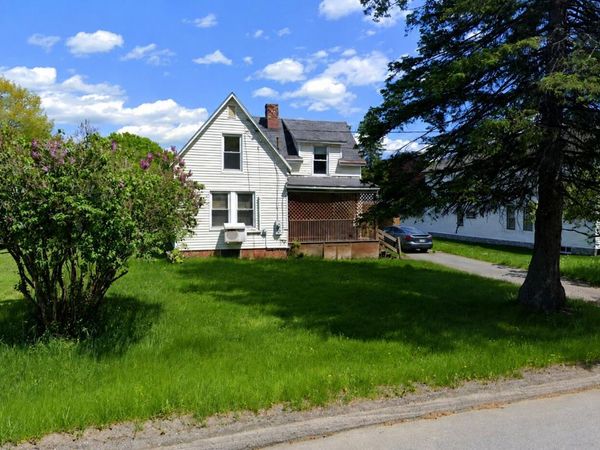 17 Morton Avenue , Dover-Foxcroft, ME 04426