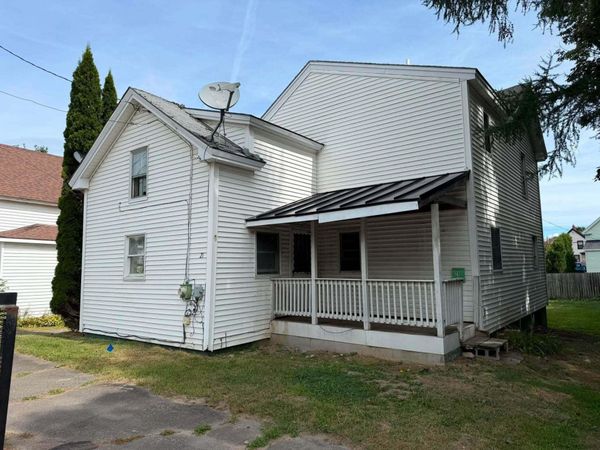 21 Hillside Avenue , Waterville, ME 04901