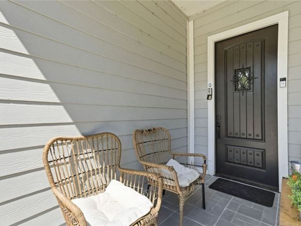 341 Comanche Street , New Braunfels, TX 78130