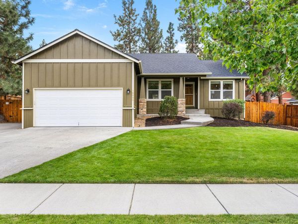 19890 Duck Call Lane, Bend, OR 97702