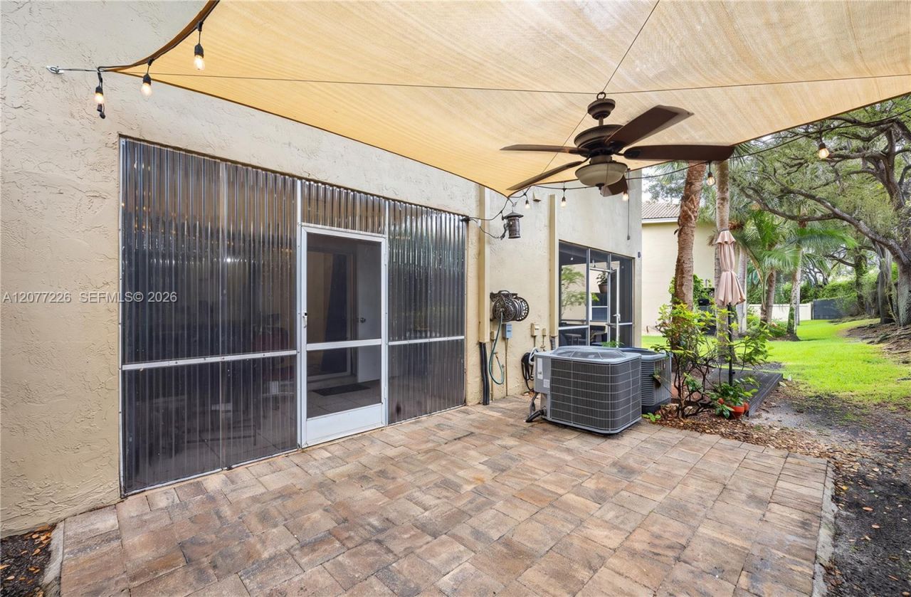 762 SW 122nd Ter , Pembroke Pines, FL 33025 Photo