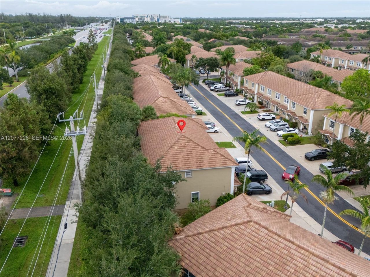 762 SW 122nd Ter , Pembroke Pines, FL 33025 Photo