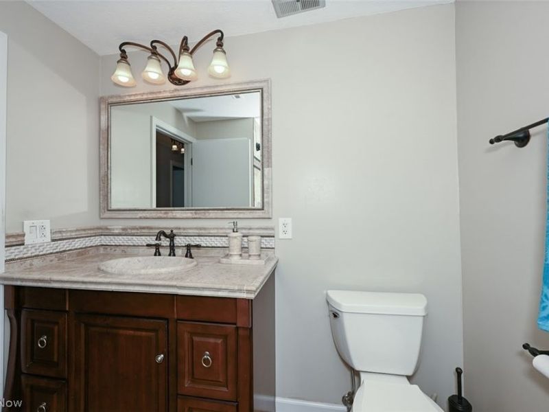9611 Sunrise Boulevard, Unit K9, North Royalton, OH 44133 Photo 19