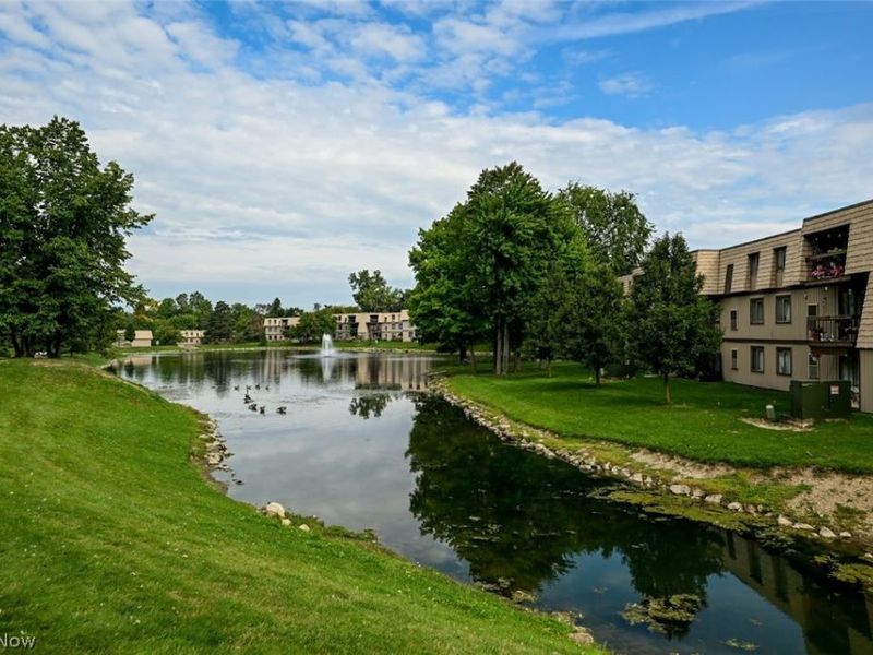 9611 Sunrise Boulevard, Unit K9, North Royalton, OH 44133 Photo 24