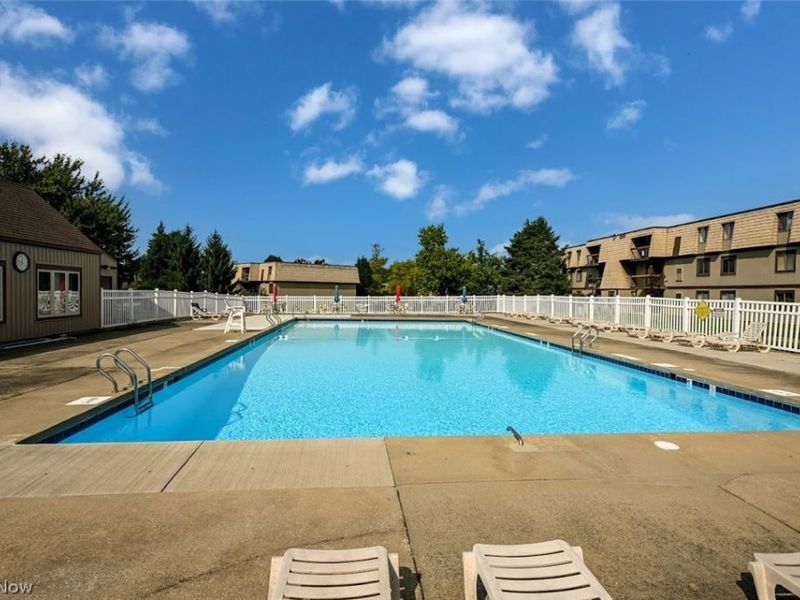9611 Sunrise Boulevard, Unit K9, North Royalton, OH 44133 Photo 27