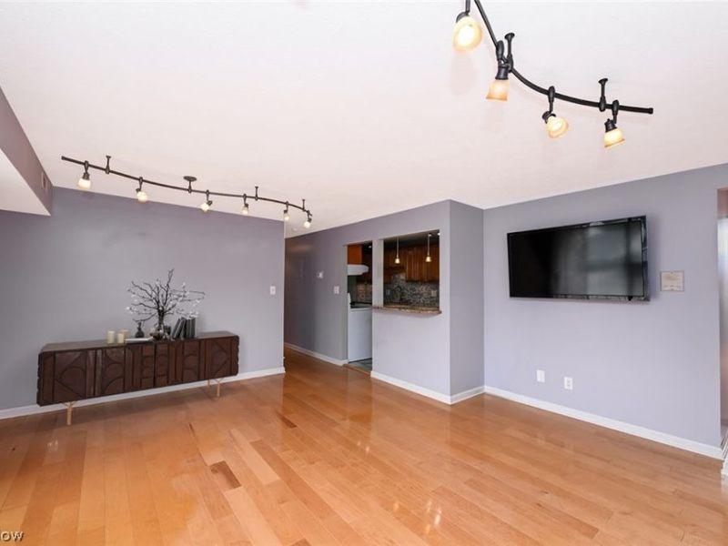 9611 Sunrise Boulevard, Unit K9, North Royalton, OH 44133 Photo 4