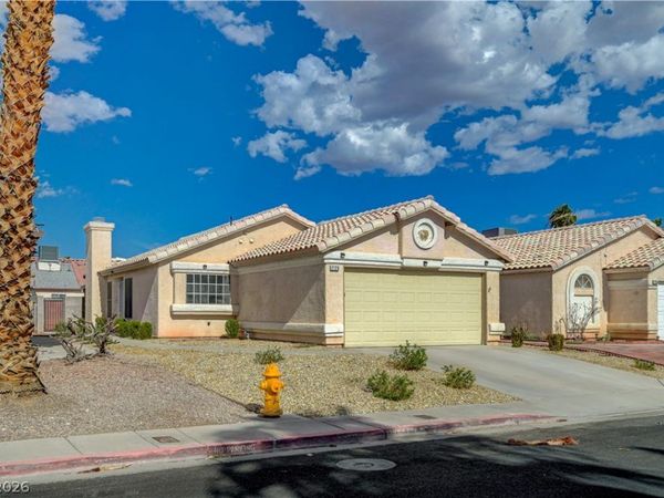 2120 Brassy Drive , Las Vegas, NV 89142