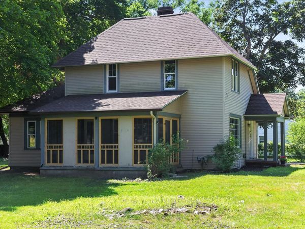 2213 Olmstead Road, Kalamazoo, MI 49001