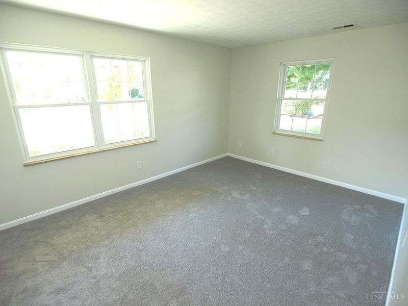 3370 Amberway Court, Colerain Township, OH 45251 Photo 11