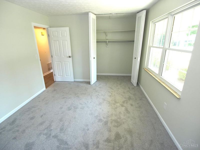 3370 Amberway Court, Colerain Township, OH 45251 Photo 12