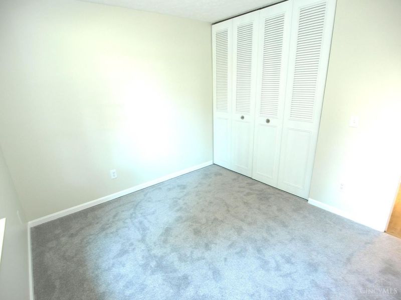 3370 Amberway Court, Colerain Township, OH 45251 Photo 14