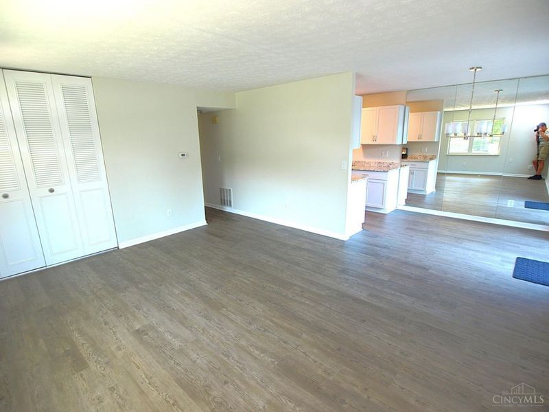3370 Amberway Court, Colerain Township, OH 45251 Photo 5