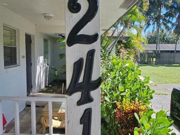 12416 Peconic Court, Wellington, FL 33414