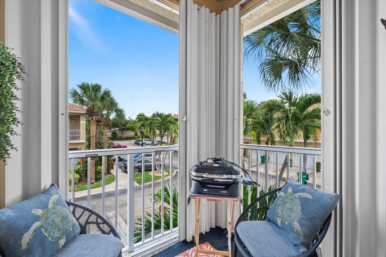 113 Lighthouse Circle, Unit C, Tequesta, FL 33469 Photo