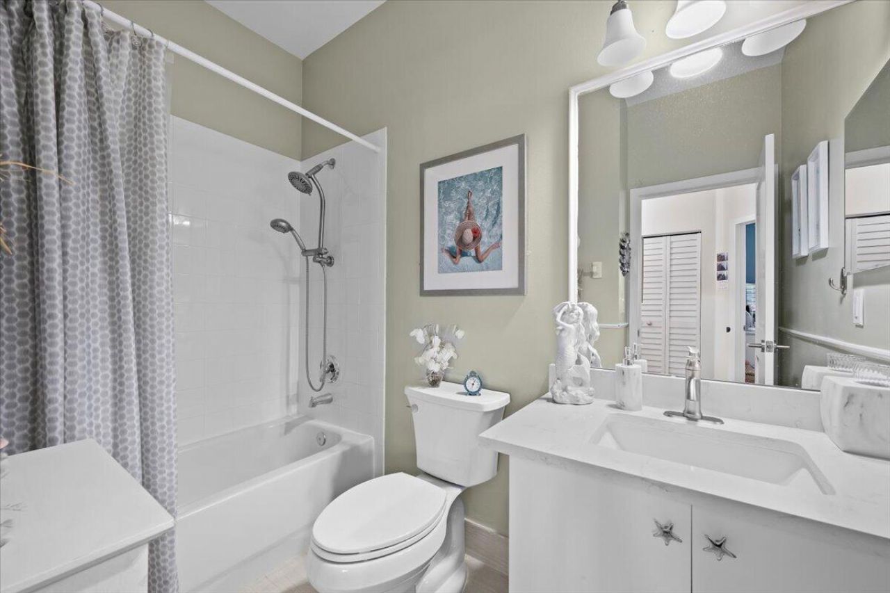 113 Lighthouse Circle, Unit C, Tequesta, FL 33469 Photo