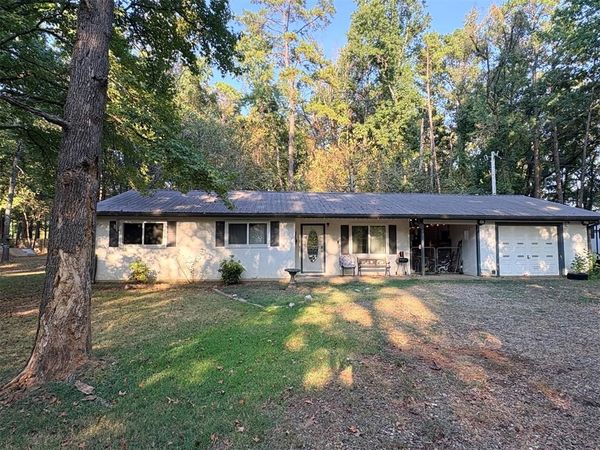 38 Rosewood Road, Broken Bow, OK 74728