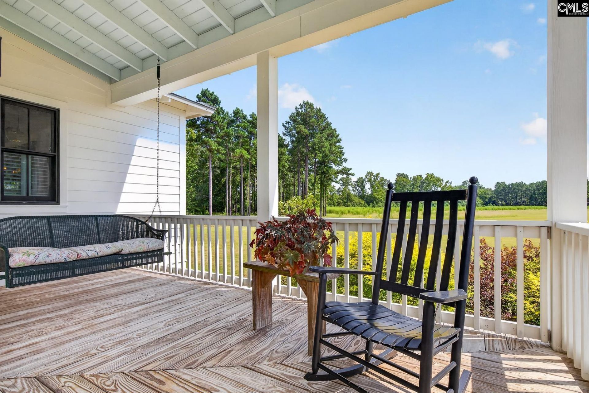 703 Bay Road Photo 13