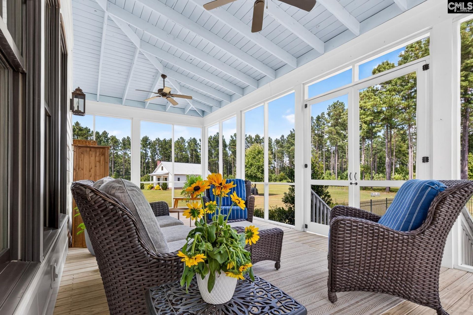 703 Bay Road Photo 47