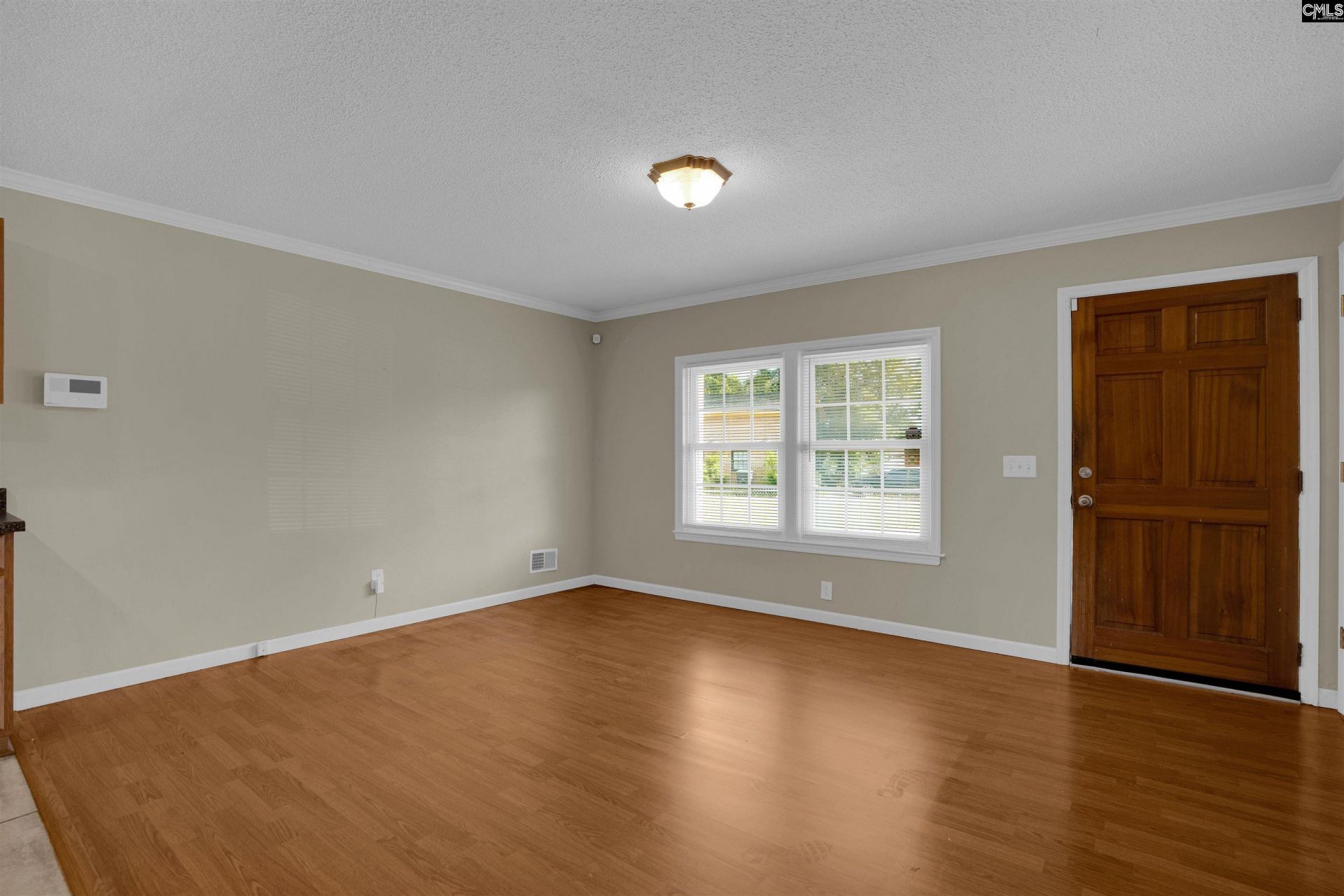 806 Mark Anthony Court Photo 4