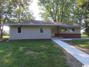 1751 County Road T, Cedar Bluffs, NE 68015