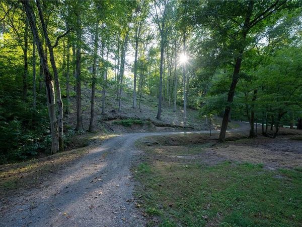 678 River Bend Road SW, Plainville, GA 30733