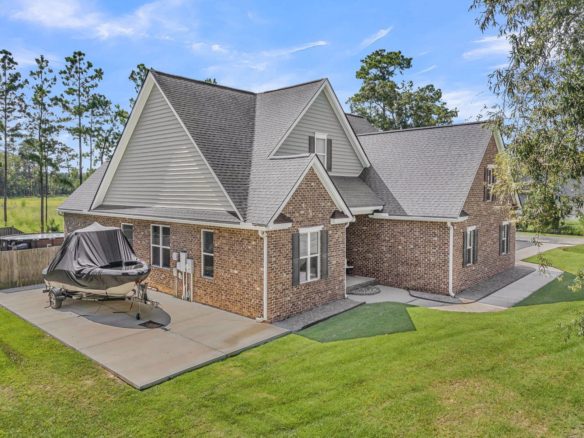 1305 British Drive Photo 2