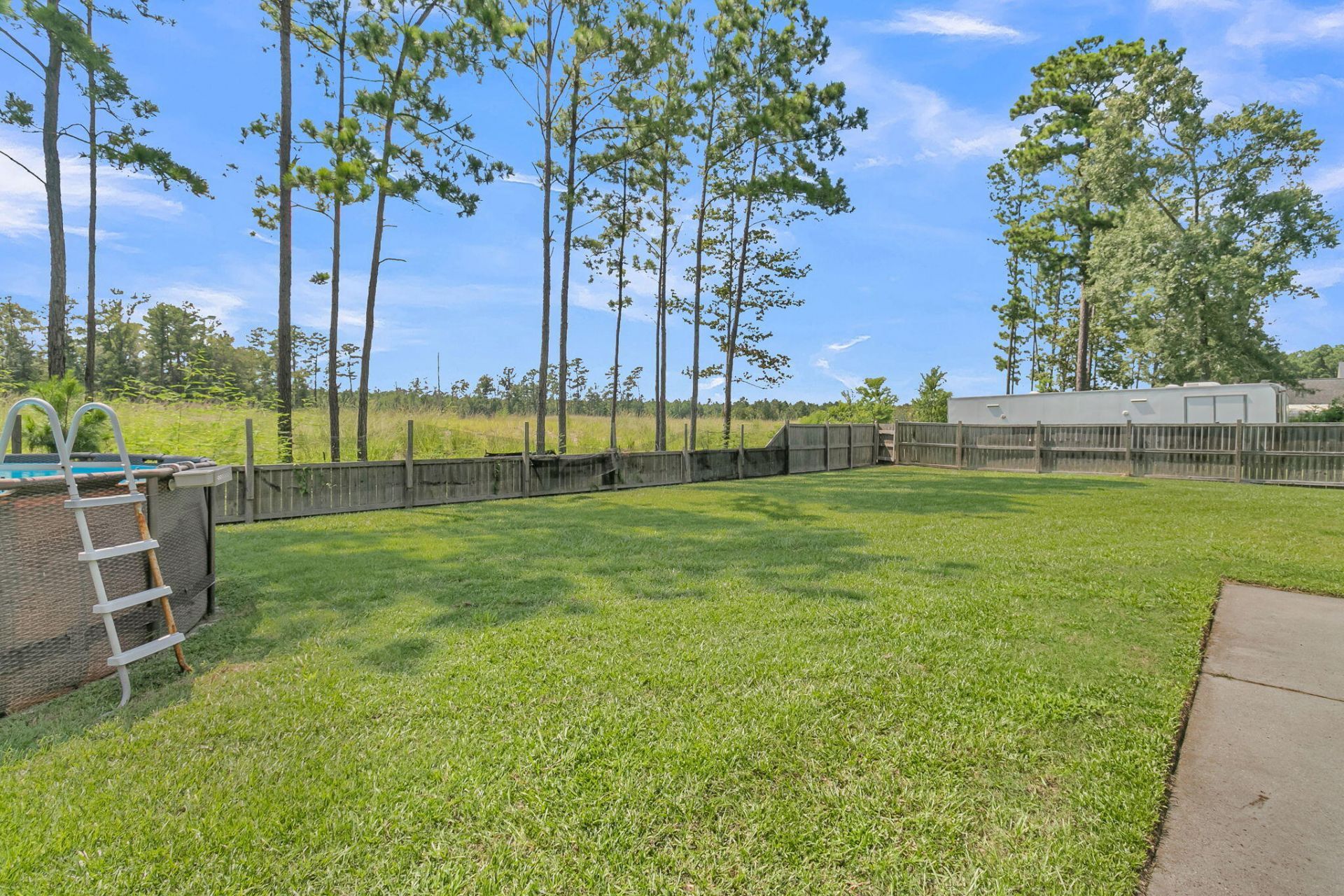 1305 British Drive Photo 33