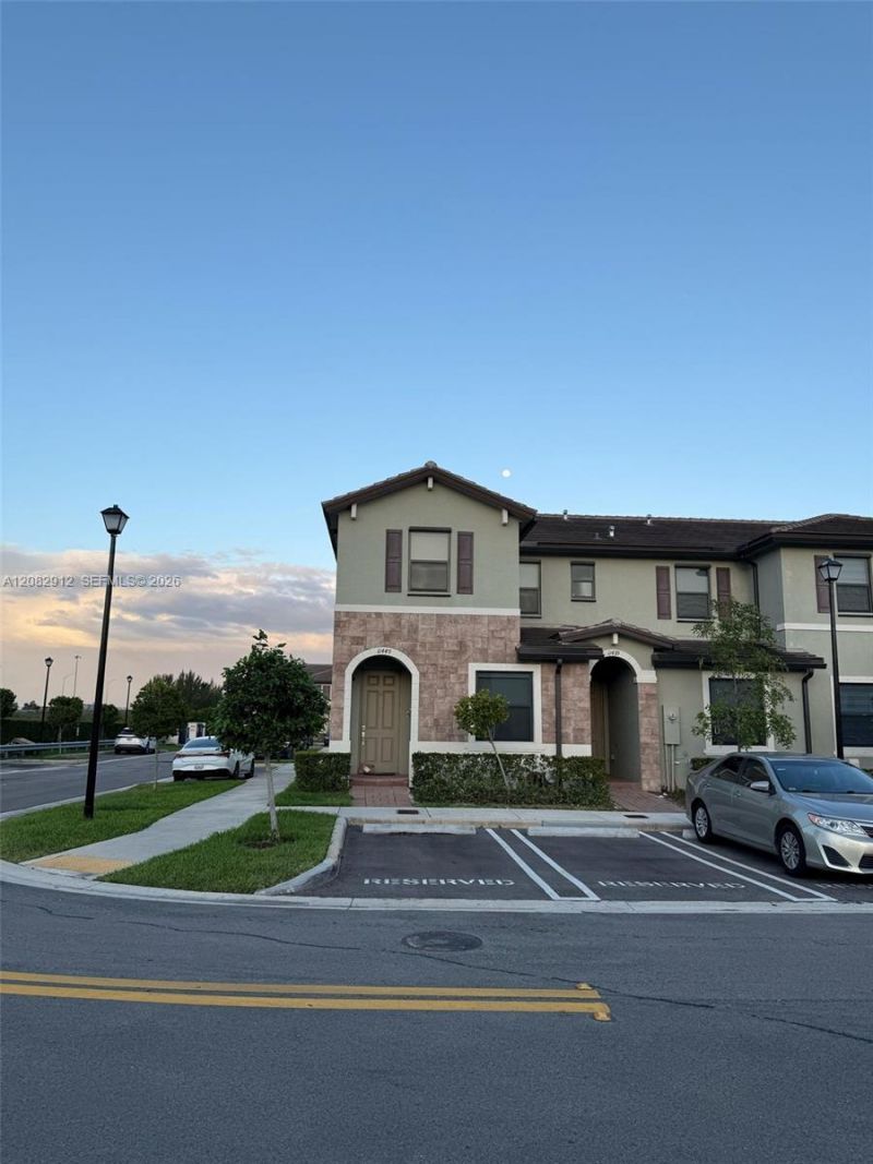 11449 W 34th Ln , Hialeah, FL 33018 Photo