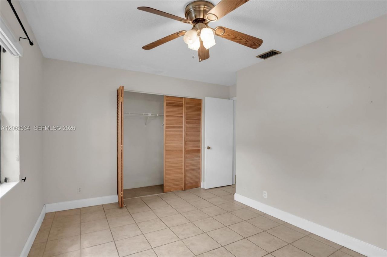 17624 NW 63rd Ct , Hialeah, FL 33015 Photo