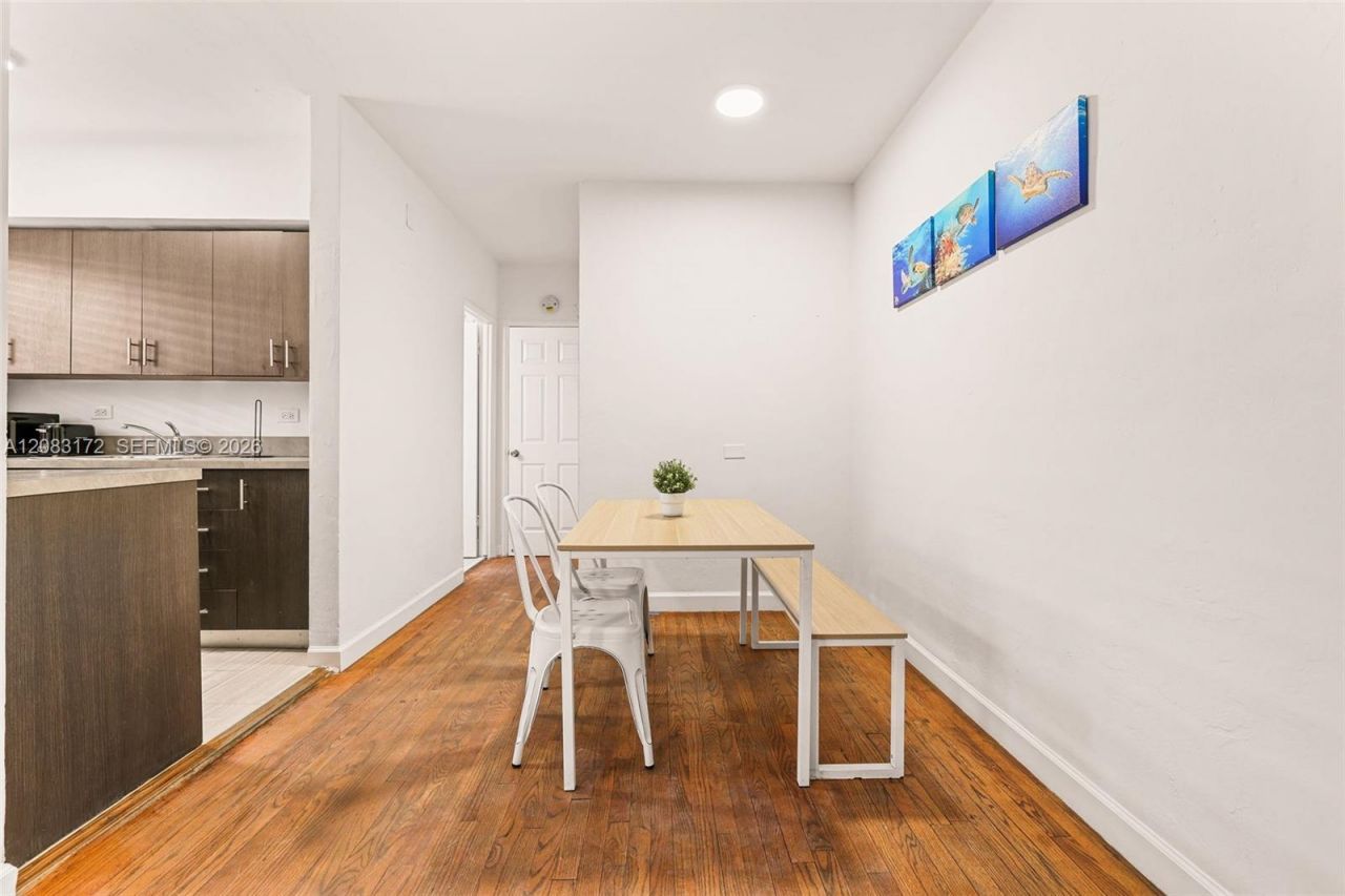 7340 Harding Ave, Unit 11, Miami Beach, FL 33141 Photo