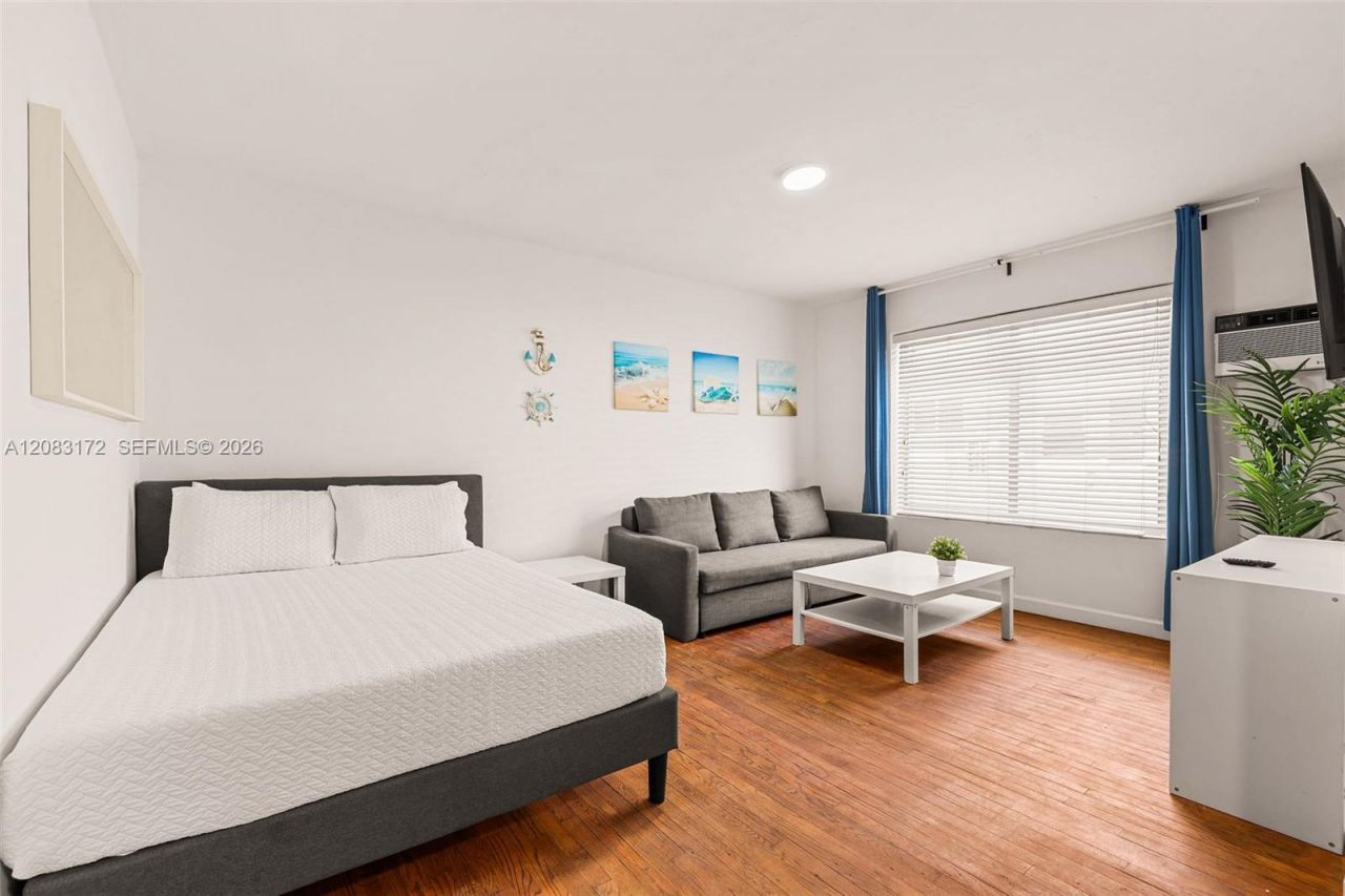 7340 Harding Ave, Unit 11, Miami Beach, FL 33141 Photo