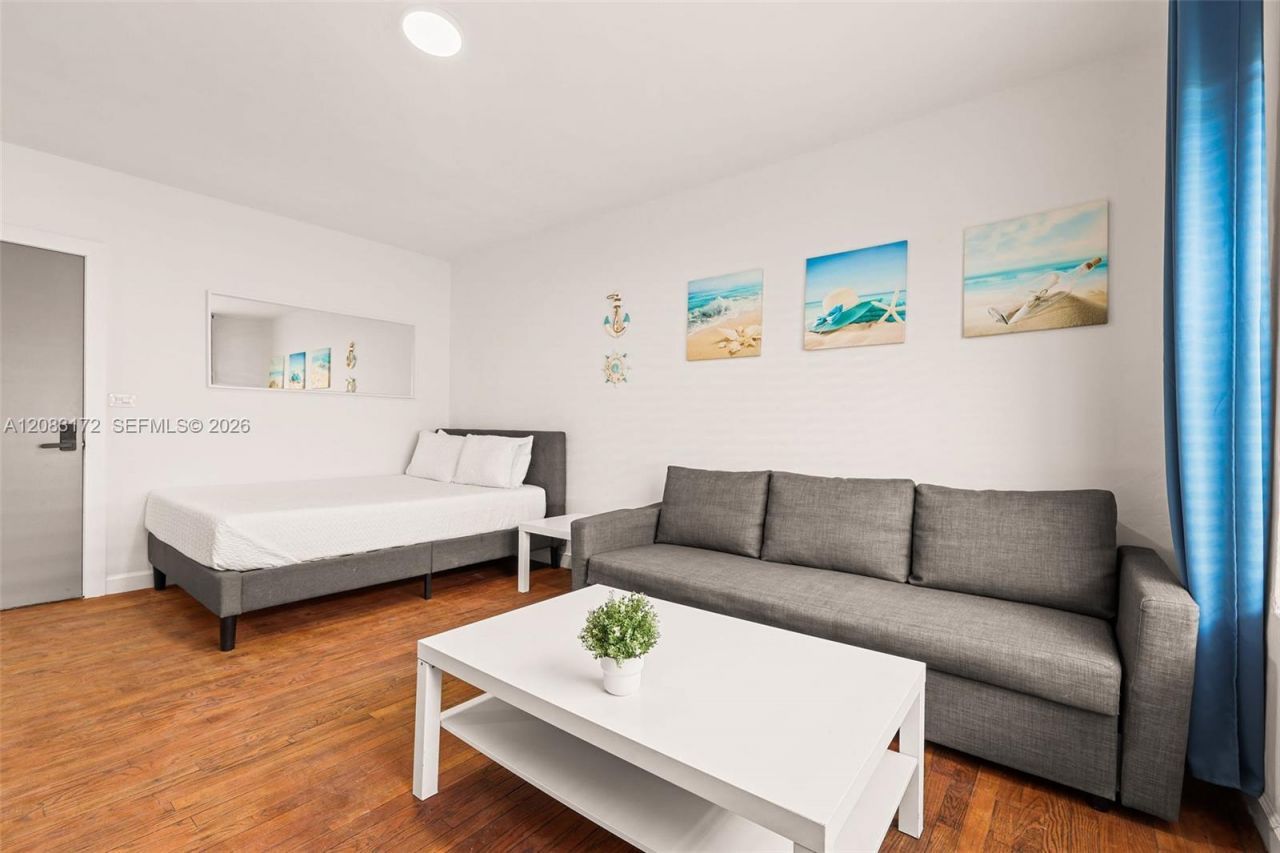 7340 Harding Ave, Unit 11, Miami Beach, FL 33141 Photo
