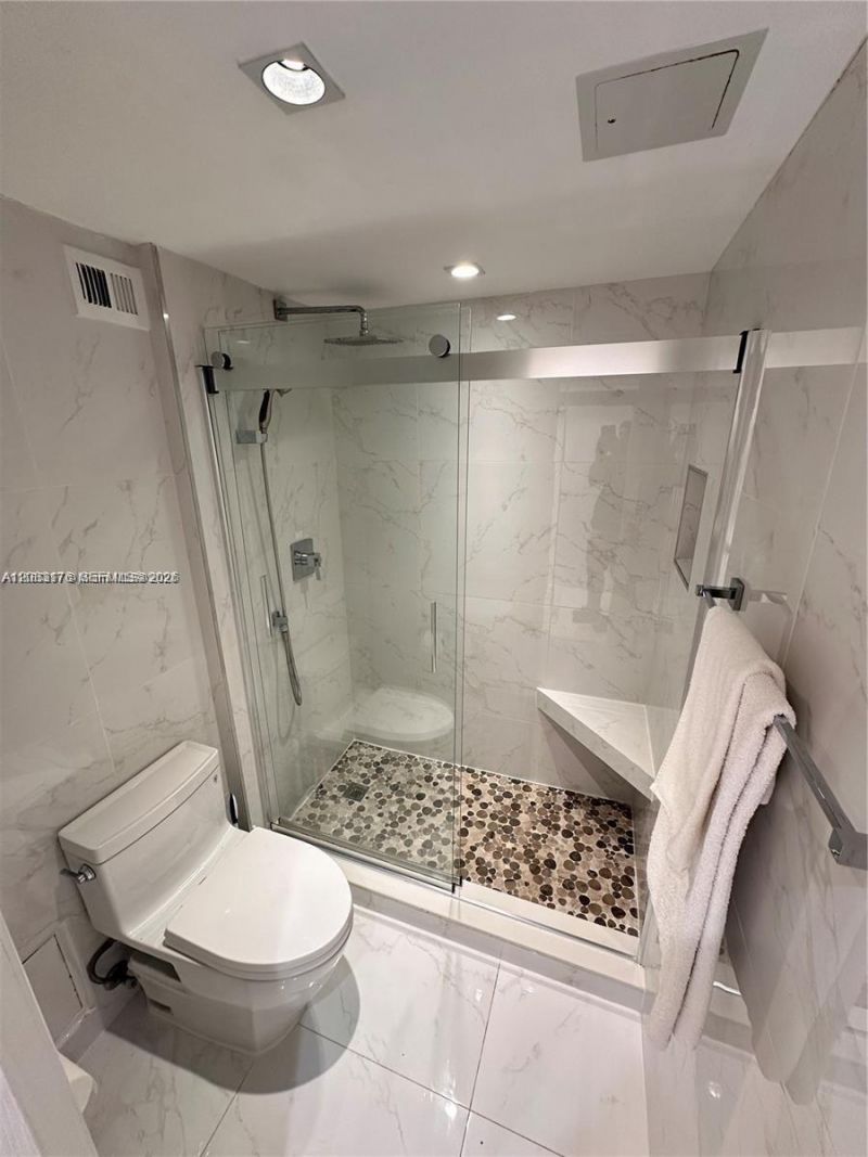 2301 Collins Ave, Unit 611, Miami Beach, FL 33139 Photo