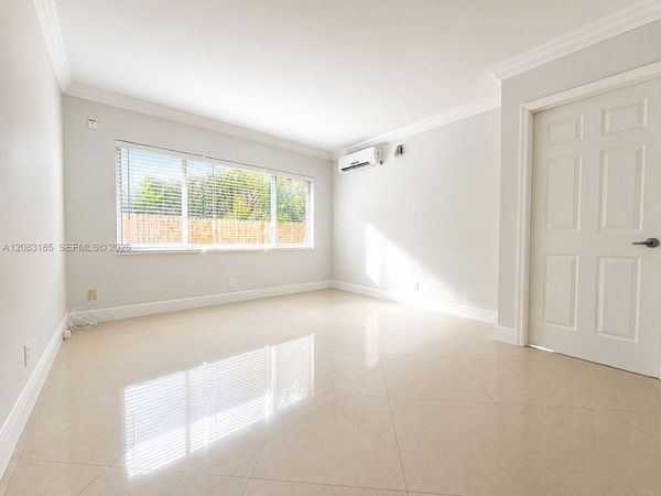 2901 Middle River Dr , Unit 5, Fort Lauderdale, FL 33306