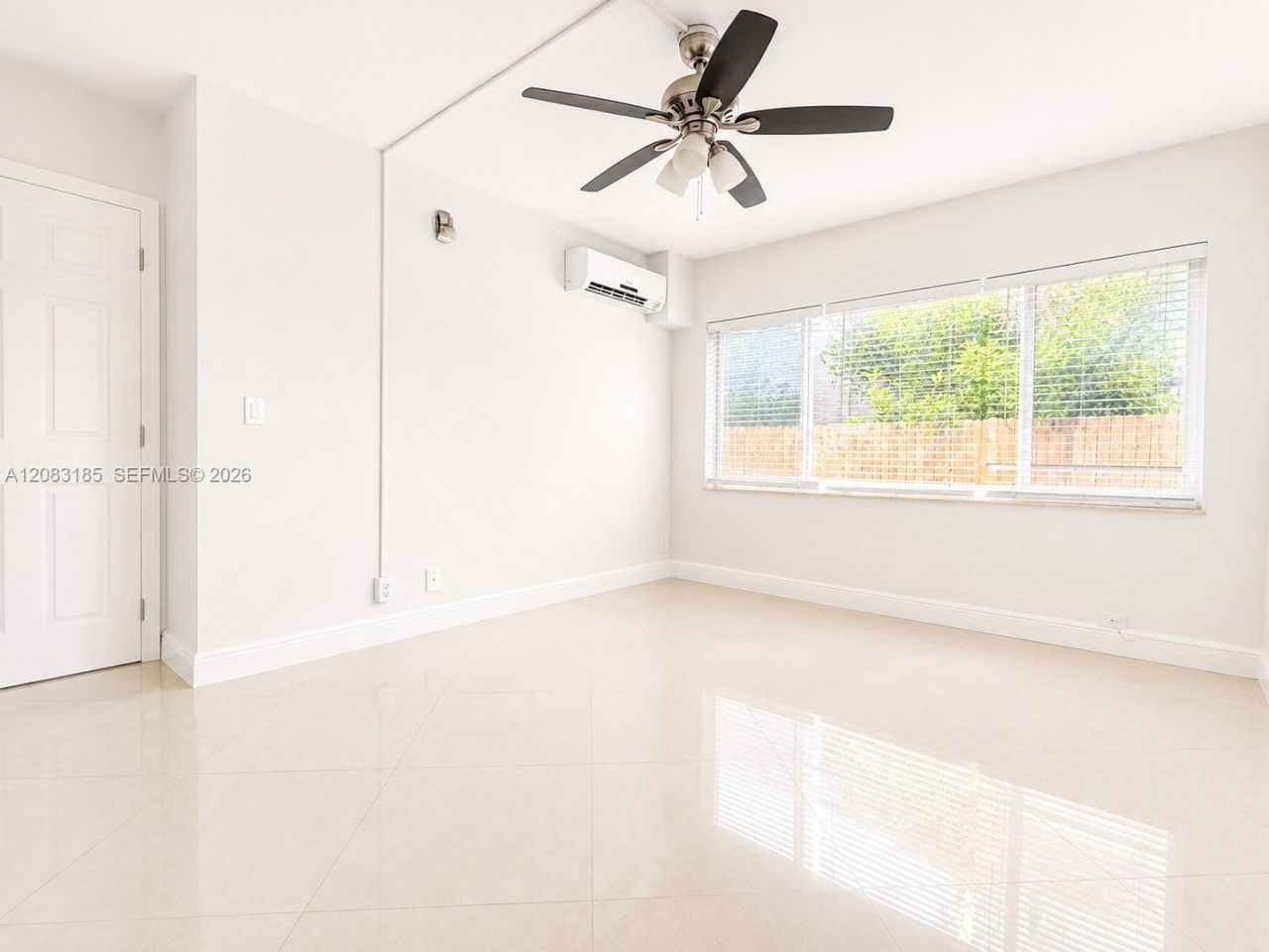 2901 Middle River Dr, Unit 5, Fort Lauderdale, FL 33306 Photo