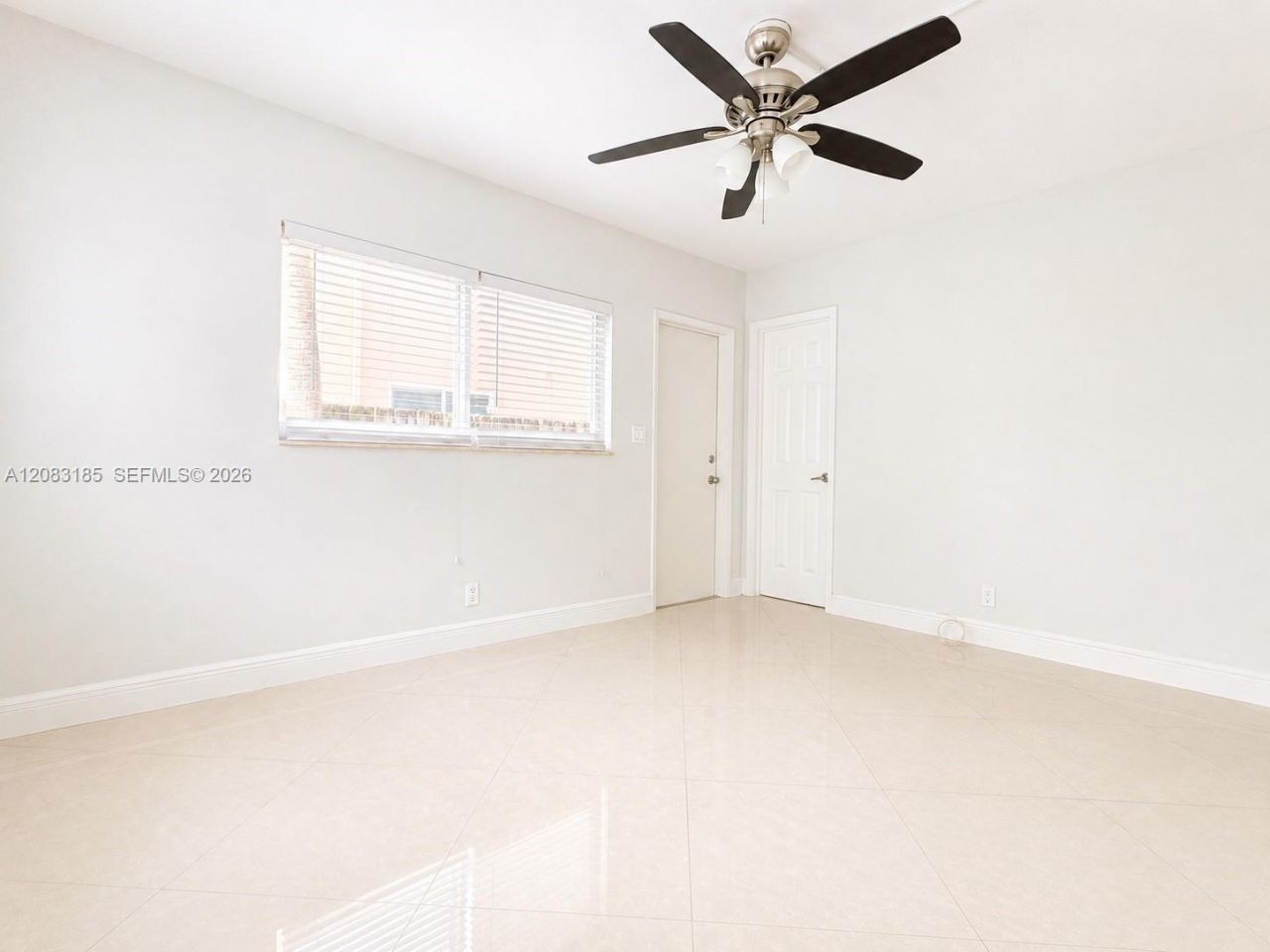 2901 Middle River Dr, Unit 5, Fort Lauderdale, FL 33306 Photo