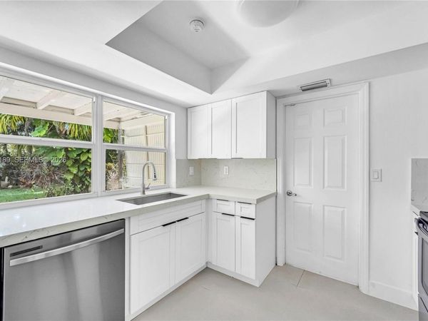 7408 NW 58th St , Tamarac, FL 33321