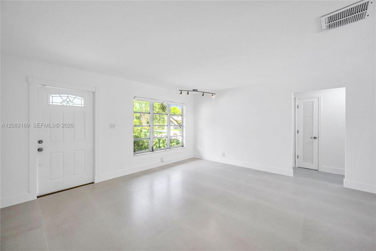 7408 NW 58th St , Tamarac, FL 33321 Photo