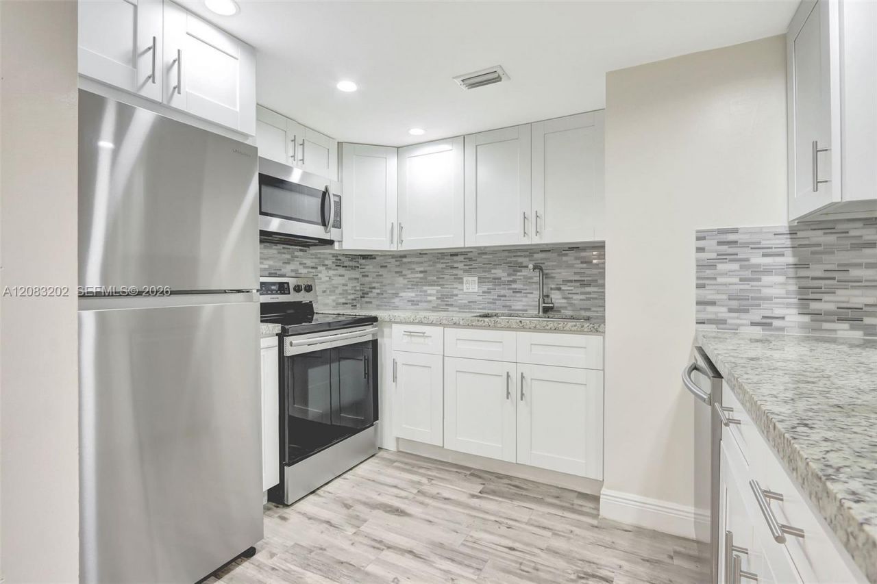 7925 SW 86th St , Unit #903, Miami, FL 33143 Photo