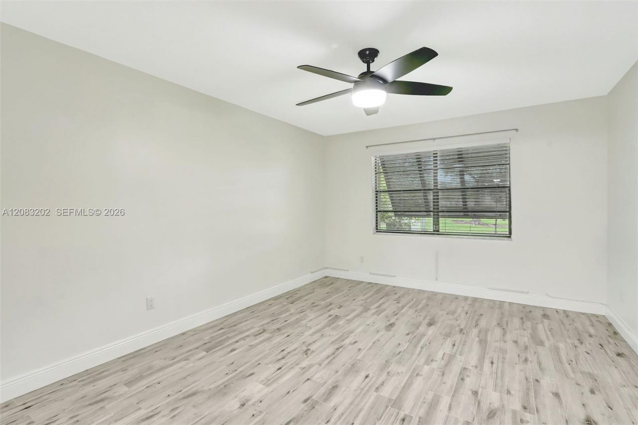 7925 SW 86th St , Unit #903, Miami, FL 33143 Photo