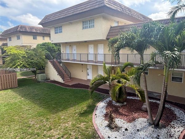 8500 SW 109th Ave , Unit 6-211, Miami, FL 33173