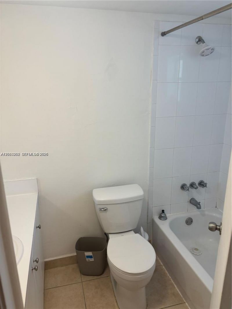 8500 SW 109th Ave, Unit 6-211, Miami, FL 33173 Photo
