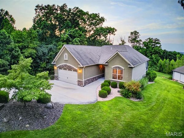 114 W Crossfox Trail, Camdenton, MO 65020
