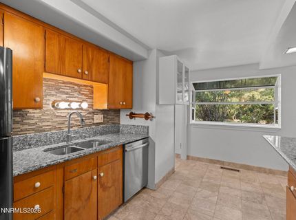 5380 Ambrose Drive, Reno, NV 89519 Photo