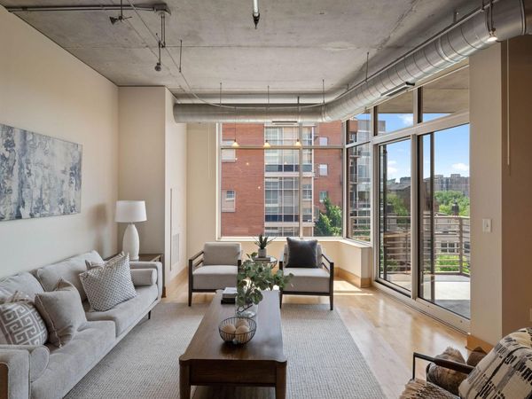 150 2nd Street NE, Unit B413, Minneapolis, MN 55413