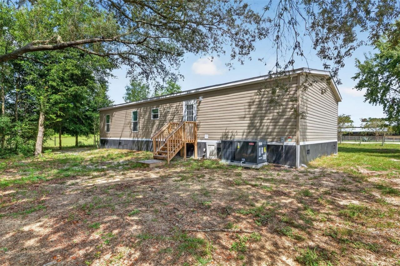 8330 NE 113th Lane , Bronson, FL 32621 Photo