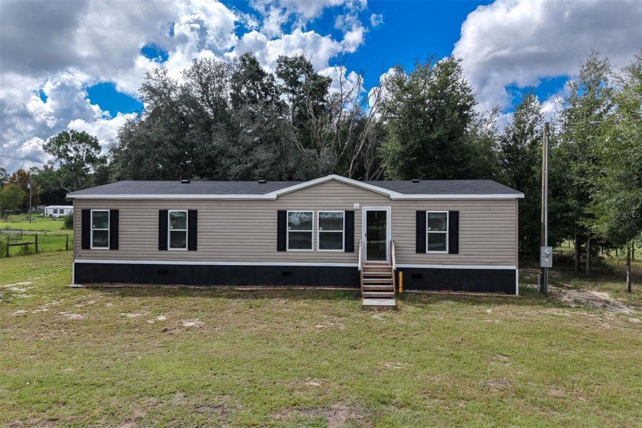 8330 NE 113th Lane , Bronson, FL 32621 Photo