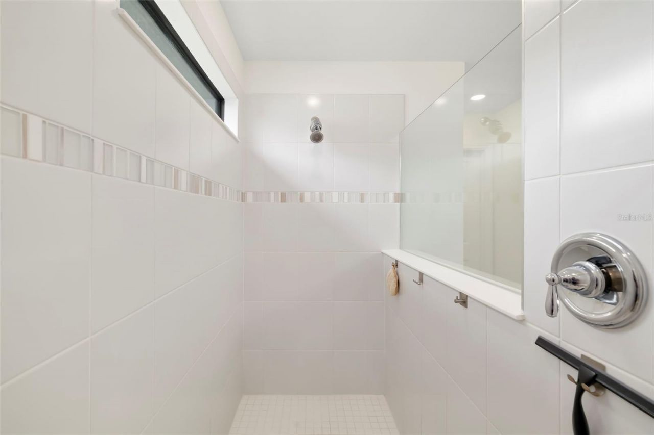 5765 Silverside Pine Court, Bradenton, FL 34211 Photo